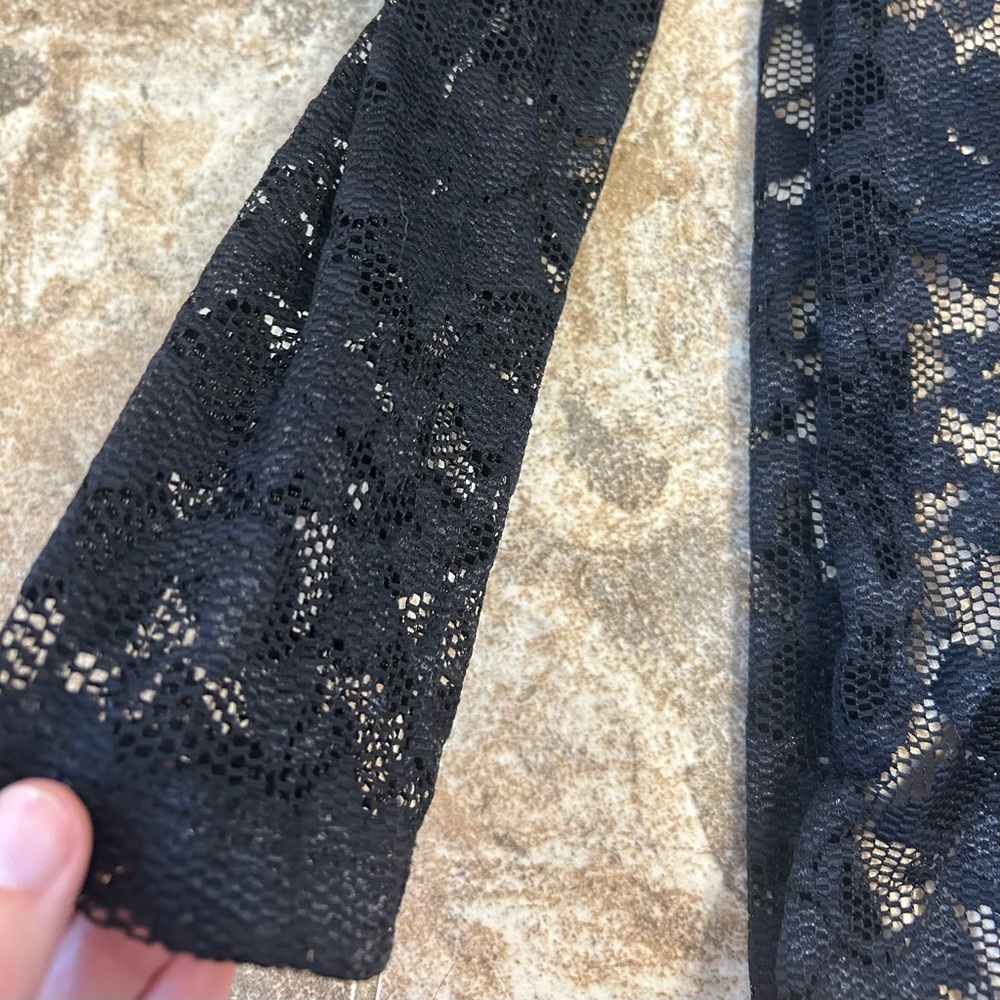 Emerald Sundae Black Lace Dress - Picture 7 of 7